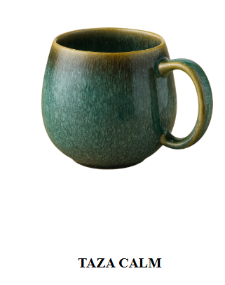 Taza Calm de Aura en tono verde esmeralda, diseño artesanal inspirado en la calma y el estilo de vida Slow living castellano.