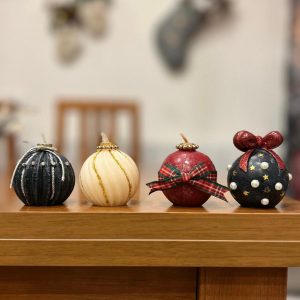 Velas sorpresa navideñas con mensaje motivador